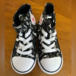 Shark Converse Size 8